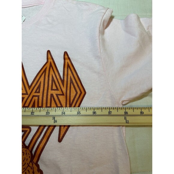 Philcos Def Leppard Light Pink Graphic T-Shirt Women's SIZE SMALL NWT - Picture 6 of 6